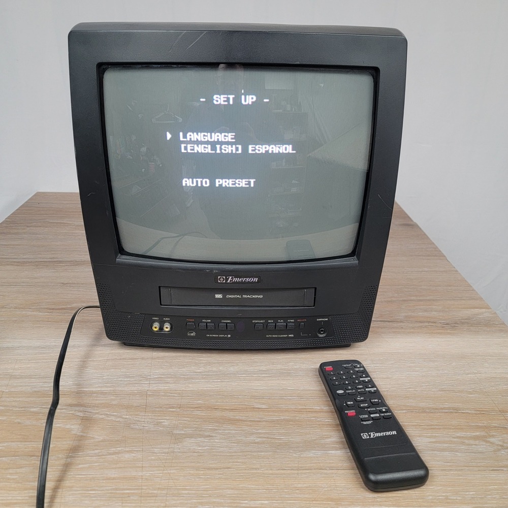 Emerson EWC1303 13 inch CRT TV VCR Combo Black Retro Gaming with Remote 2003